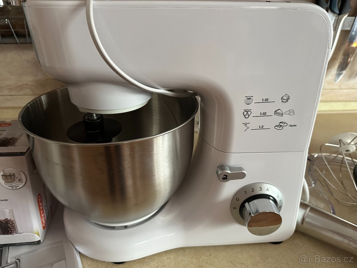 Kuchyňský robor DELIMANO ideál na vánoční pečení - 2