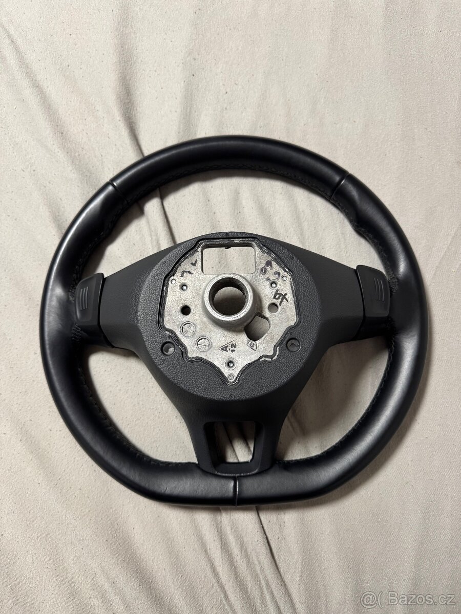 Volant VW s multifunkčními tlačítky Passat, golf, tiquan - 2