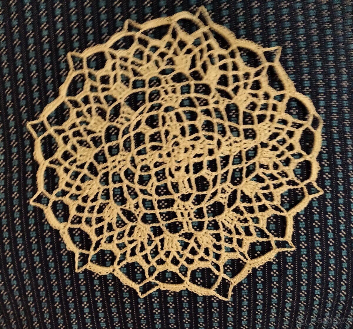 Háčkované dečky 21 - 22 cm - 2