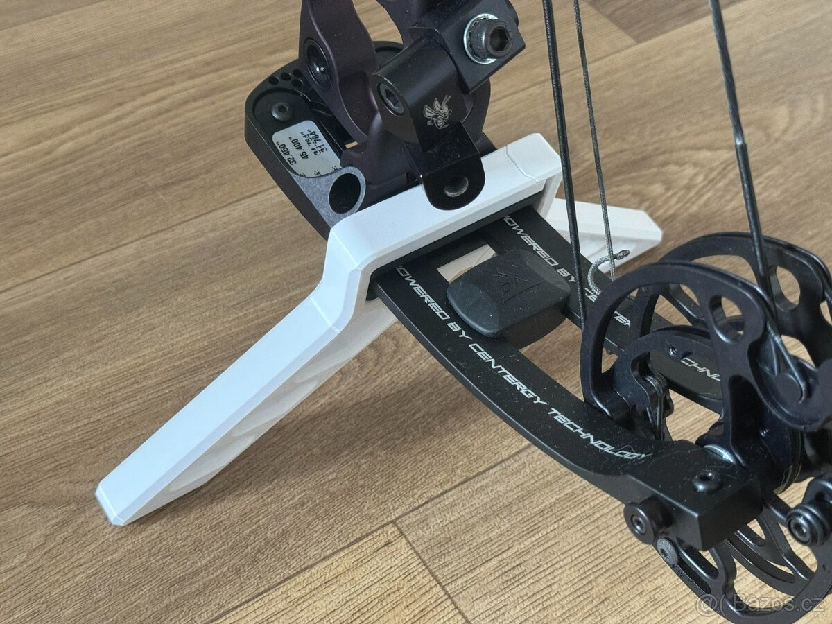 Stojánek pro kladkový luk - skládací - 2