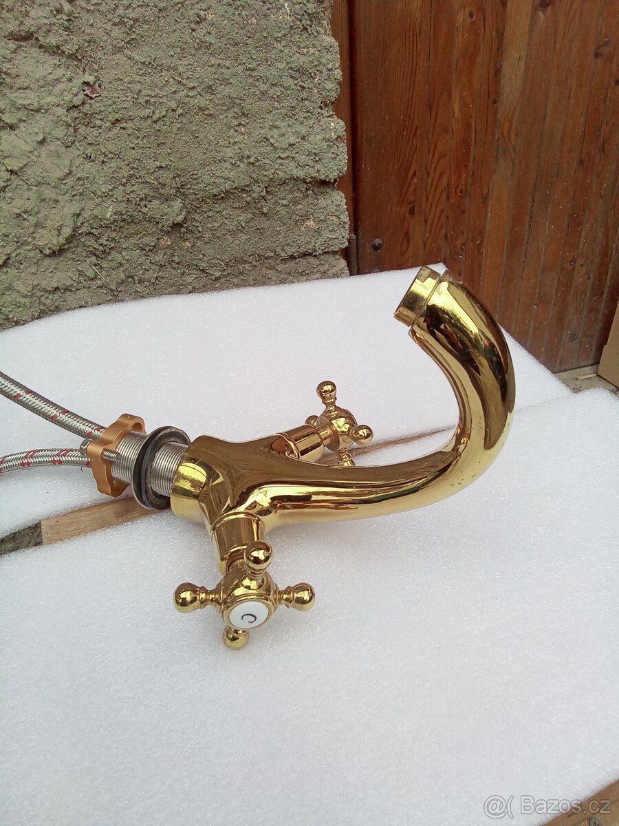 Mosazná vodovodní baterie - 2