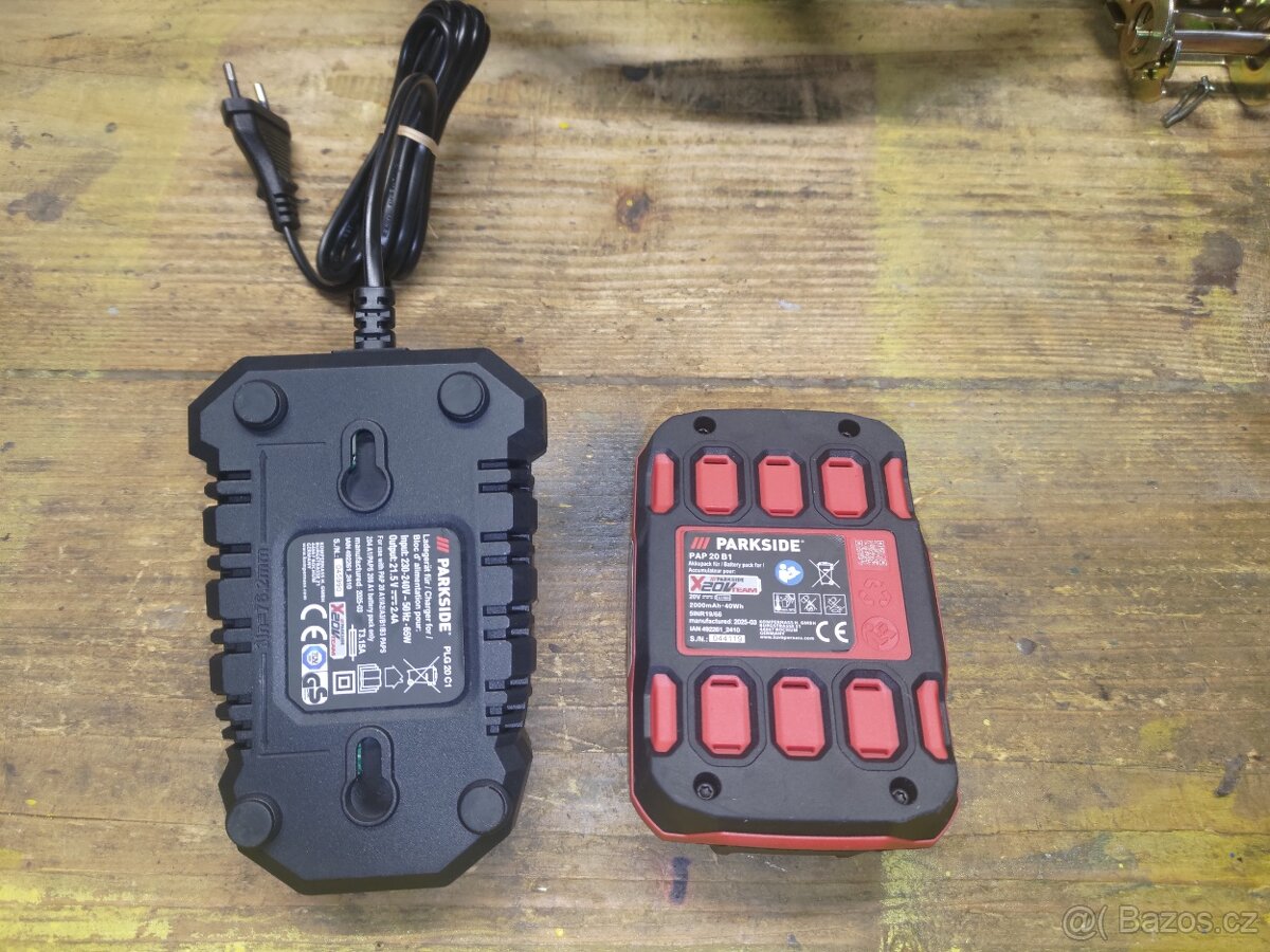 Prodám novou nabíječka s baterii Parkside - 2