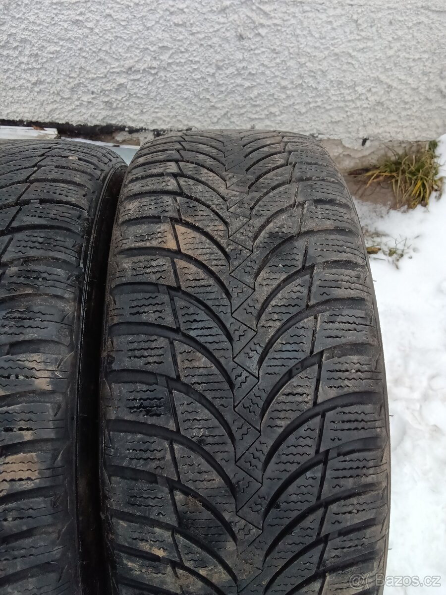 Zimní pneu 205/55/16 Nexen - 2