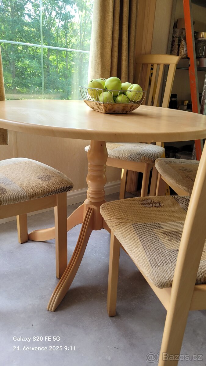 4 židle - 2