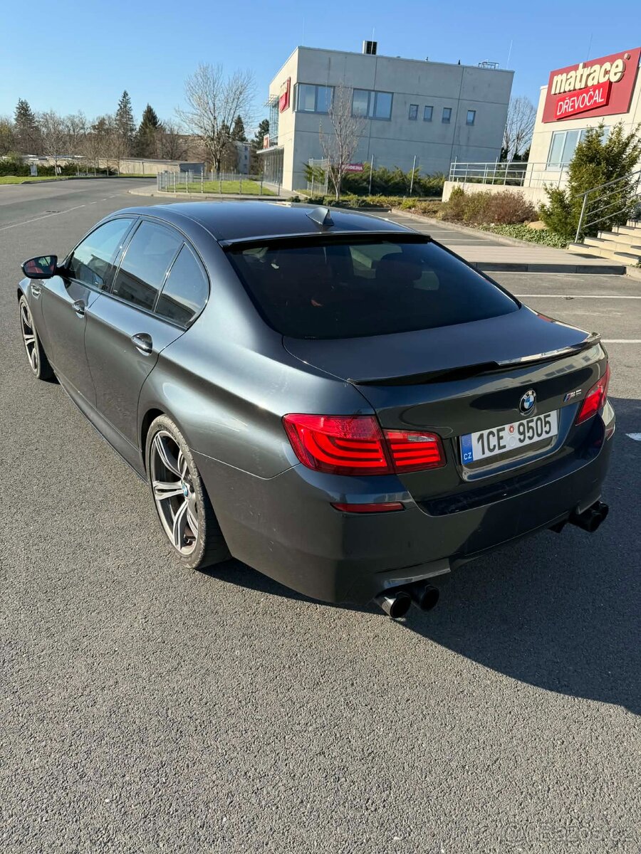BMW M5 F10 - 2