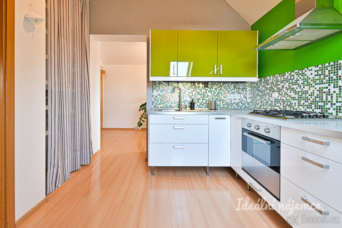 Pronájem bytu 3+kk, Palackého Třída, Královo Pole, 20900 Kč/ - 2