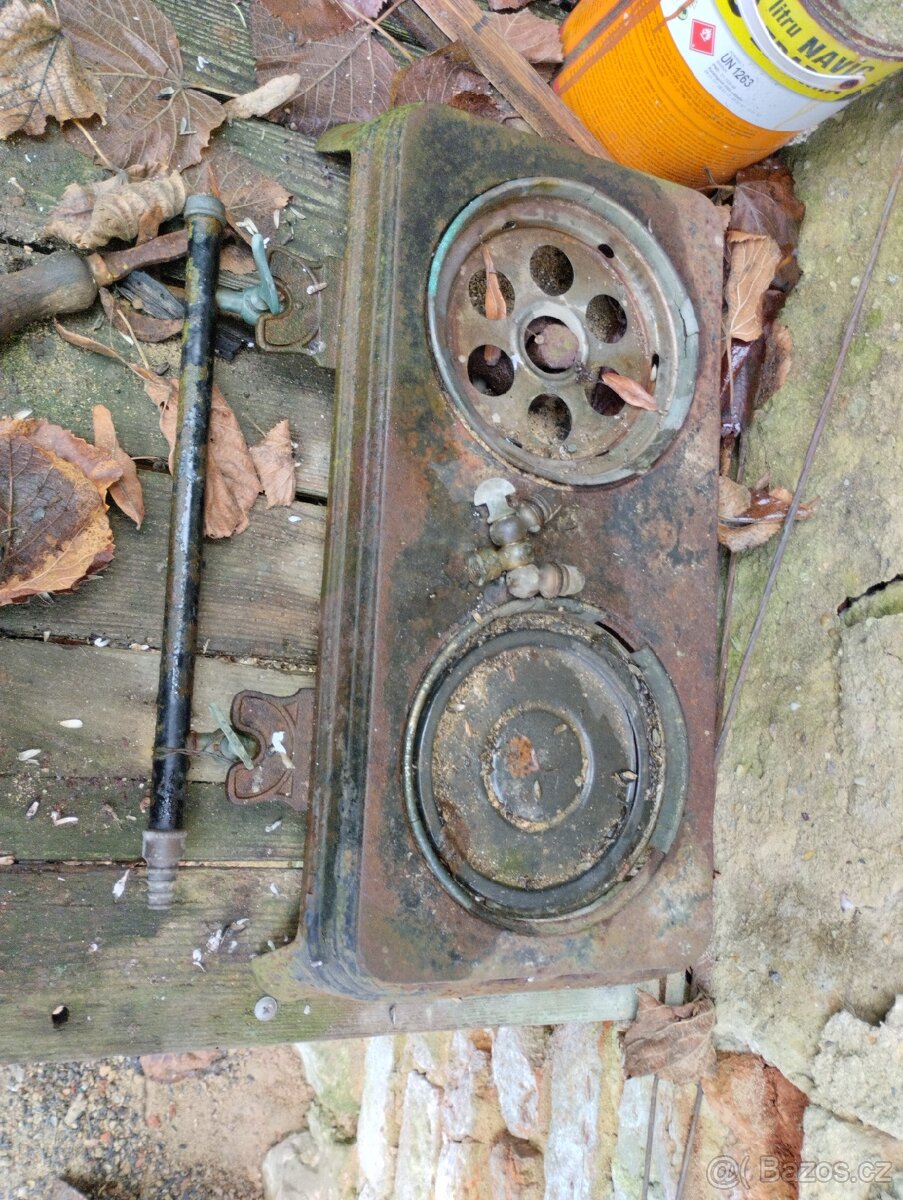 Starý plynový vařič - 2