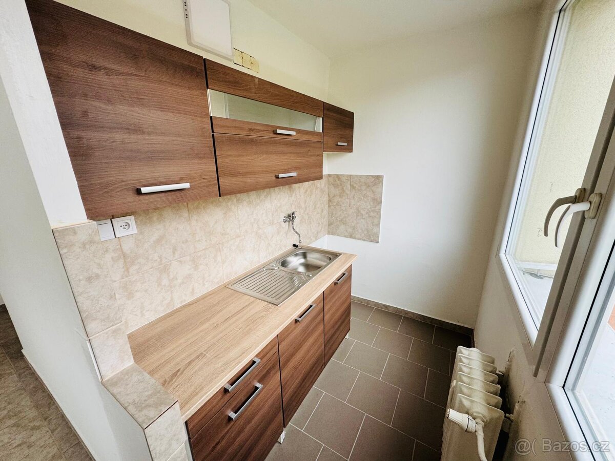 (397) Pronájem, byt 1+kk, 26 m, K. H. Borovského 132/7, Most - 2