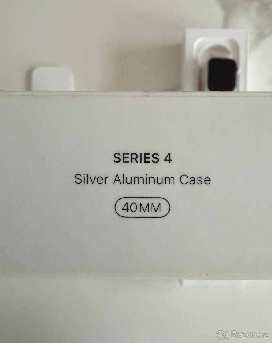 Apple series 4 40m - 2