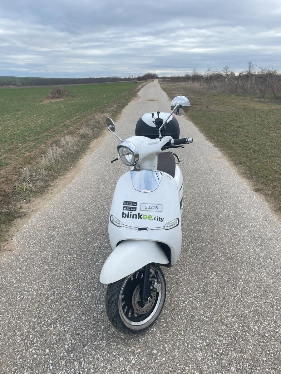 Elektrický skůtr blinkee.city nebo hecht citis - 2