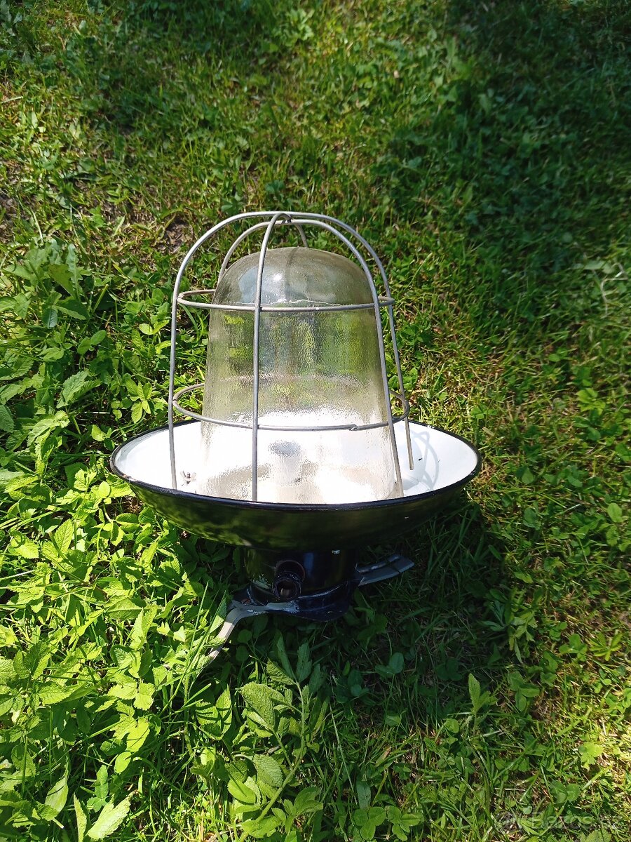 Průmyslové světlo - 2