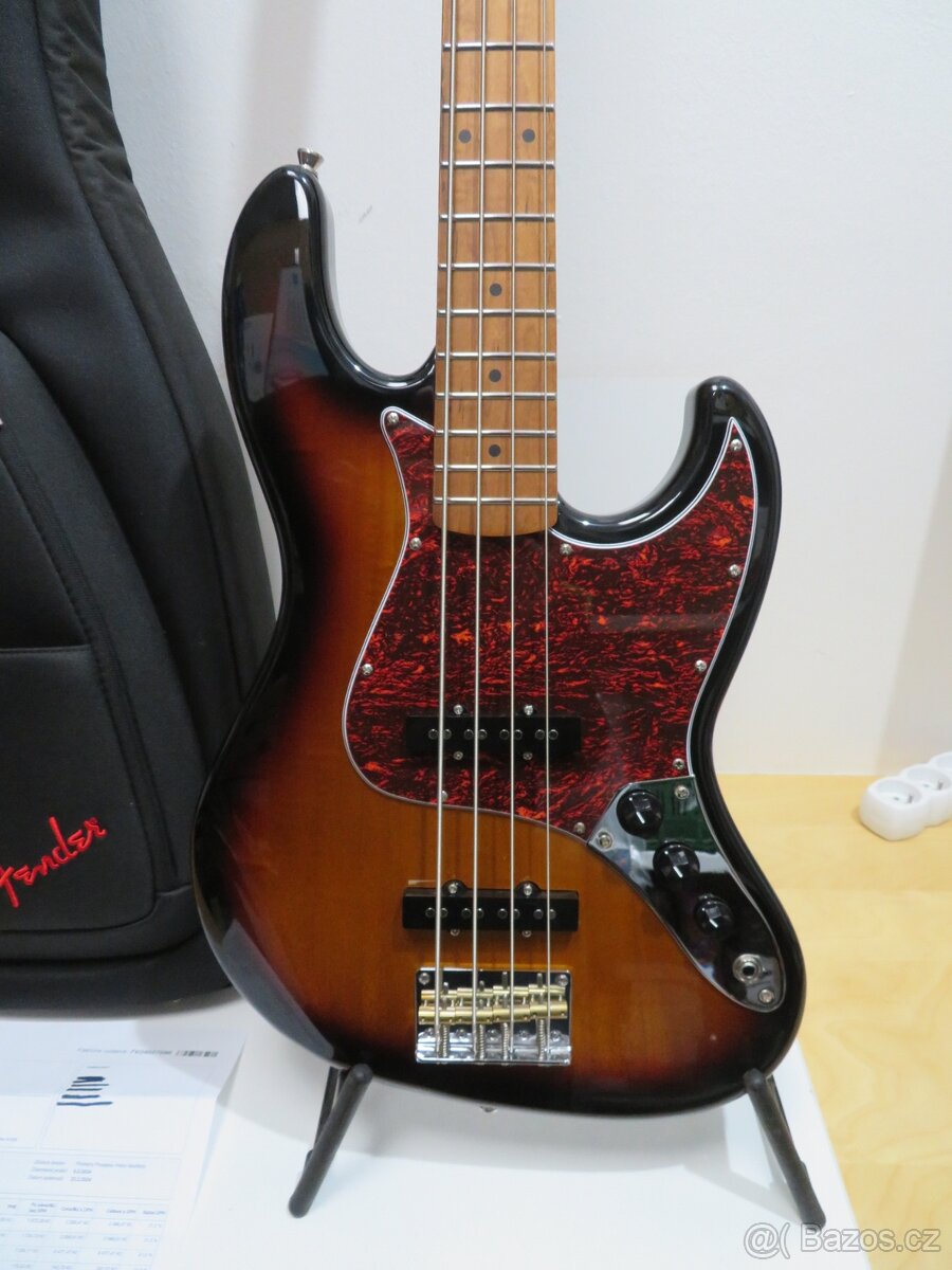 Zánovní elektrická baskytara JET GUITARS JJB-300 SB - 2