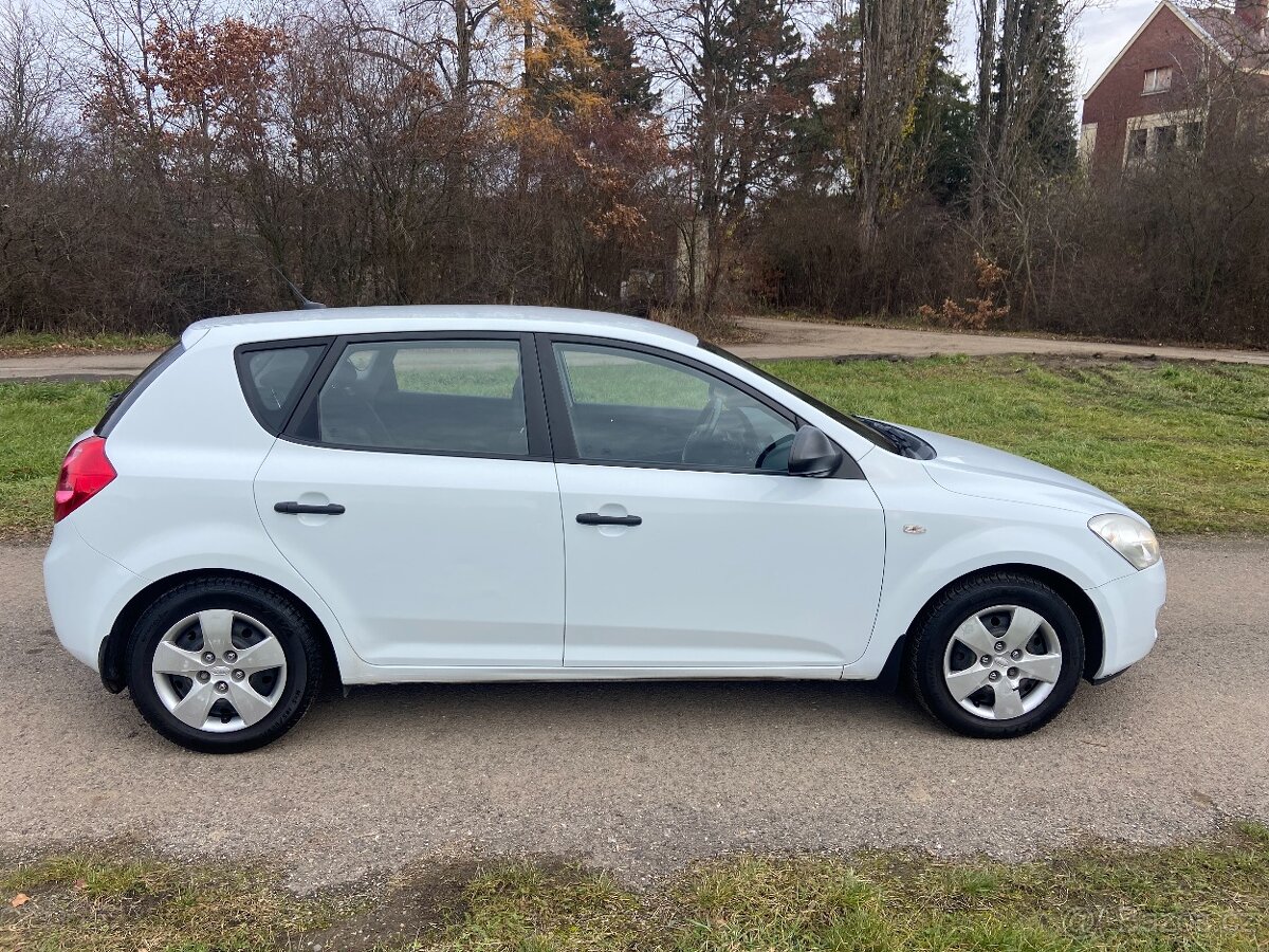 KIA CEED 1,4 CVVT Active+ (80kW - 109 koní) - 2