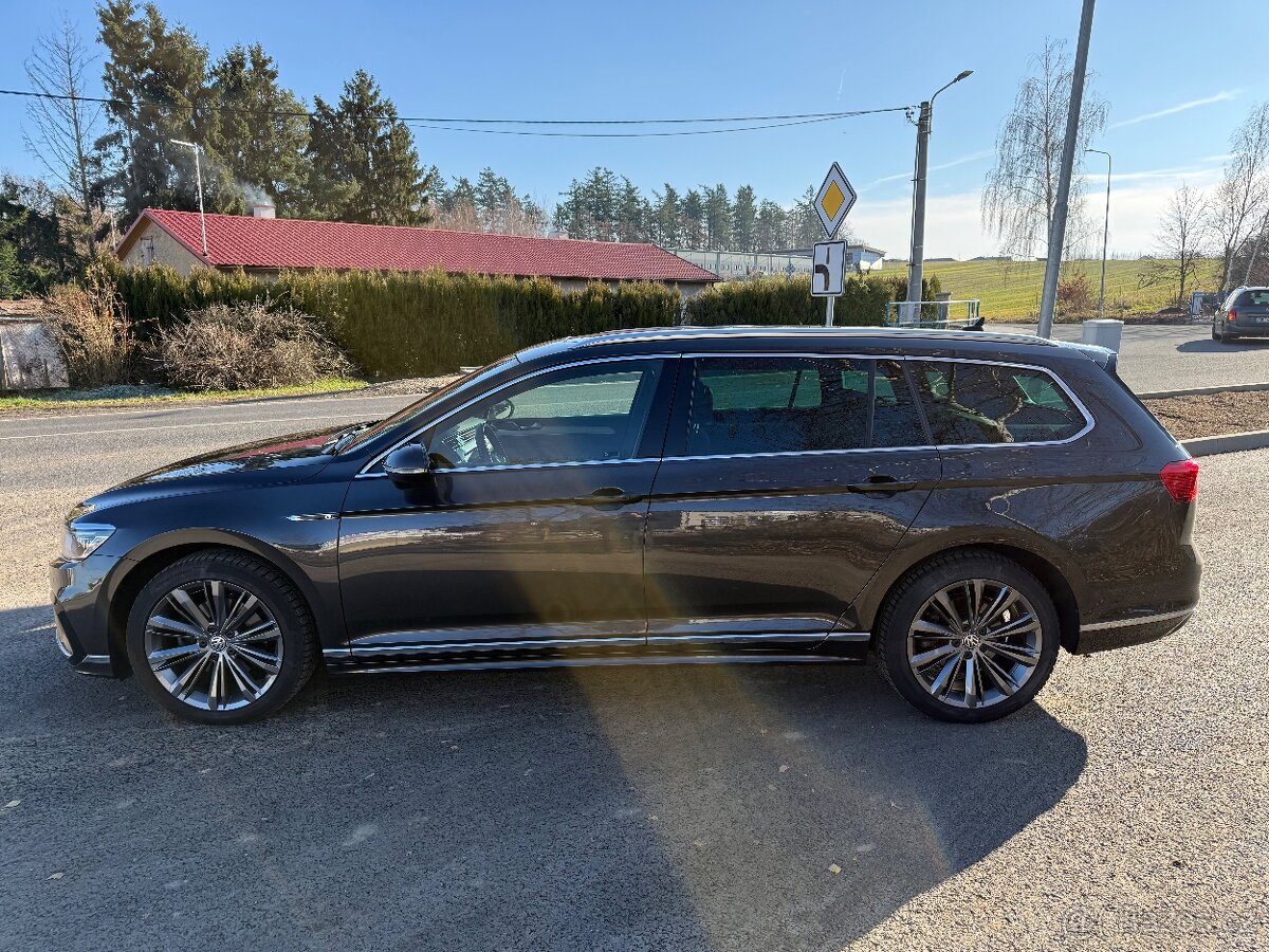 VW Passat 2.0TSi 140kW R-line Panorama - 2