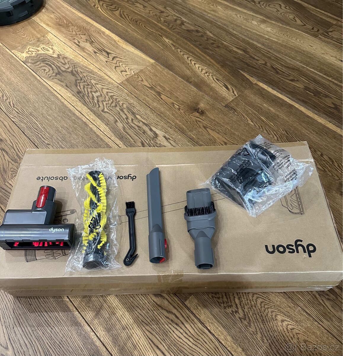 Vysavače Dyson v15s - 2