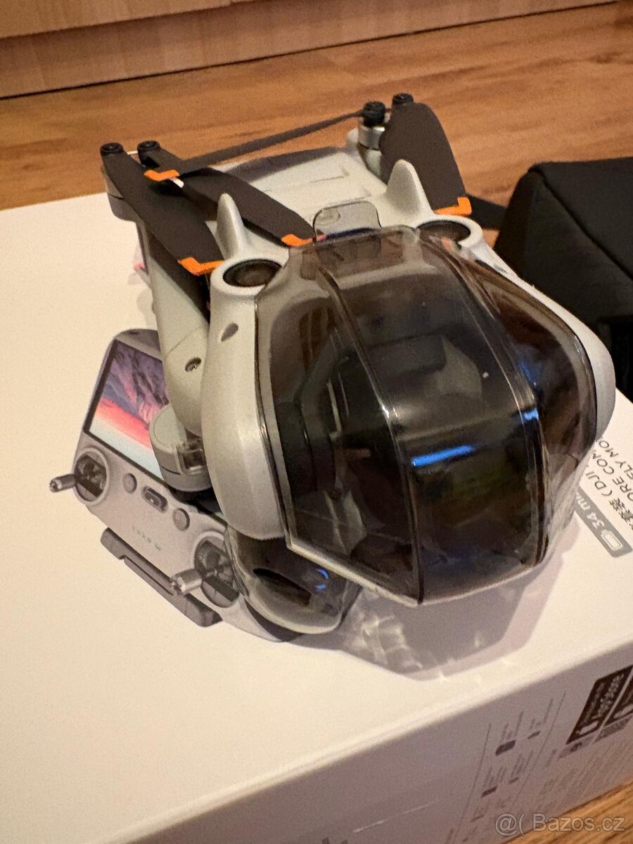 DJI Mini 4 Pro Fly More Combo (DJI RC 2) - 2