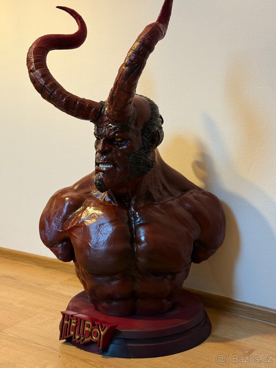 Hellboy BUSTA - 2