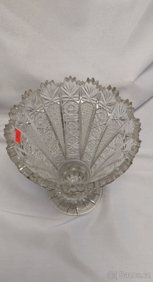 Broušená váza - 2