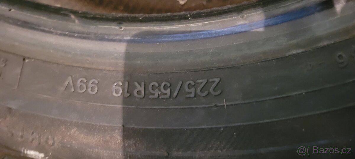 Prodám pneumatiku R19 225/55 V99 - 2