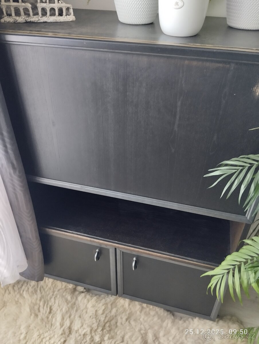 Obývací stěna - 2