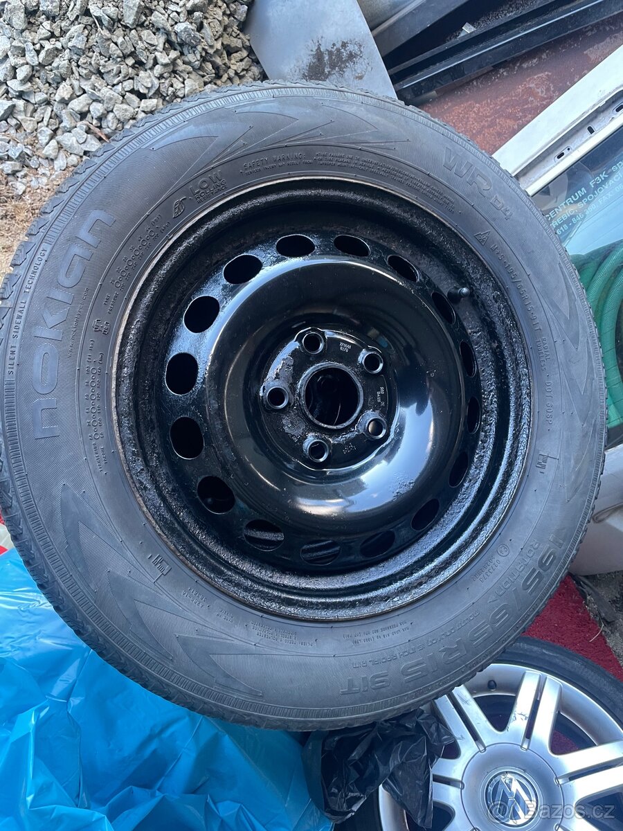 Zimní kola 195/65R15 oct 2 - 2