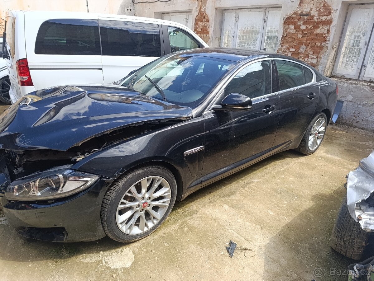 Jaguar XF 3.0 d - 2