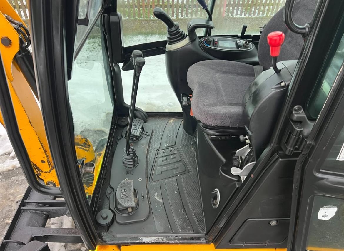 JCB 8018 CTS - 2
