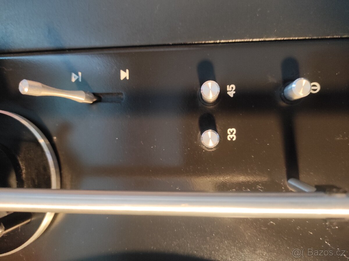 Gramofon TESLA - NC420 HI- FI - 2