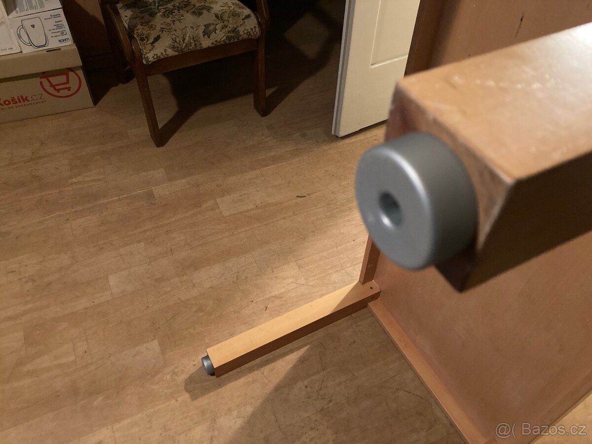 konferenční stolek - 2