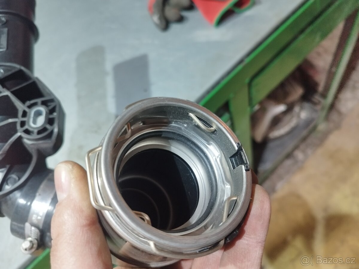 Renault master 2.3 trubka sání - 2