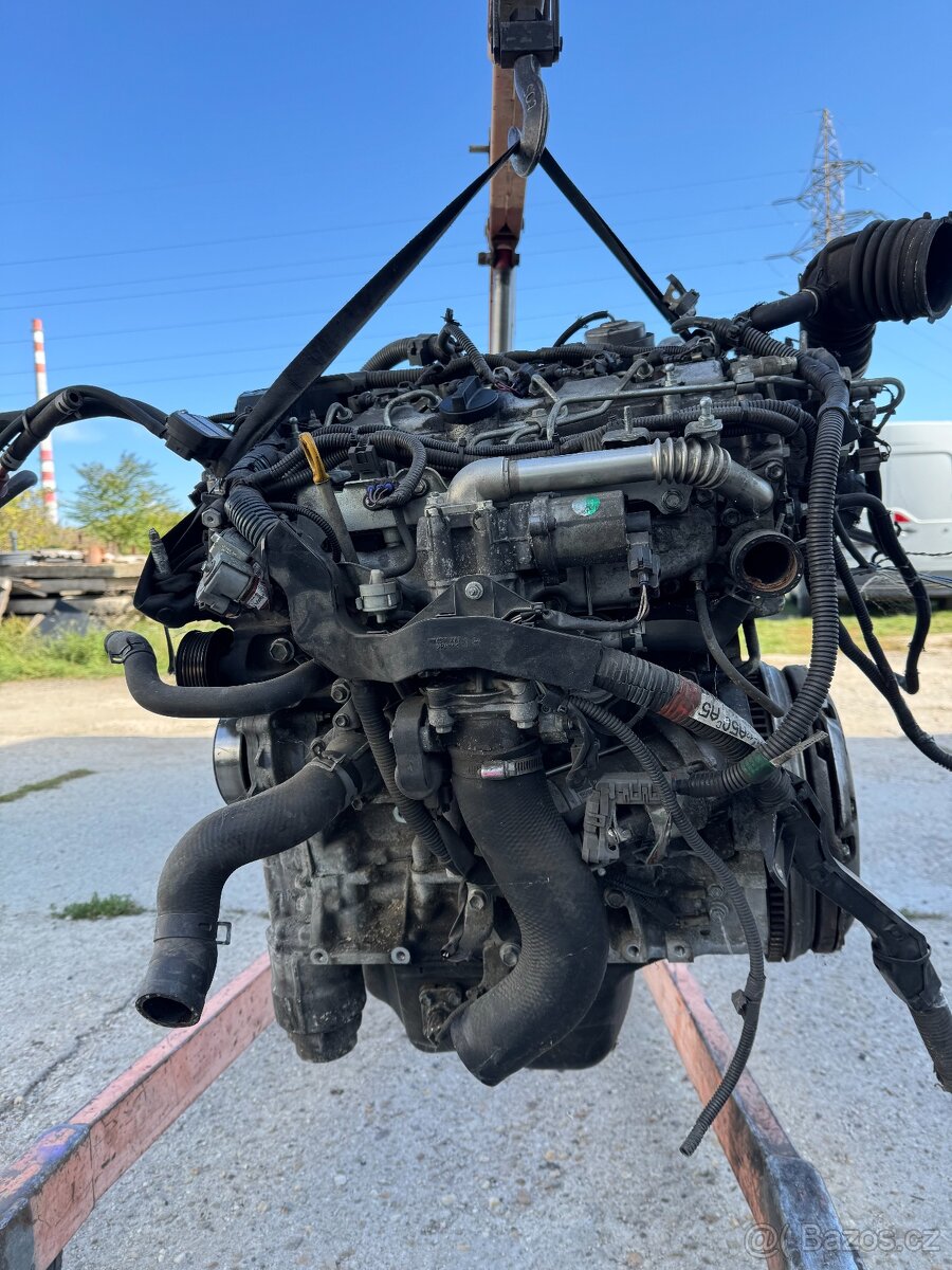 -----TOYOTA RAV 4 lll AVENSIS COROLLA 2.2 D4D----- - 2