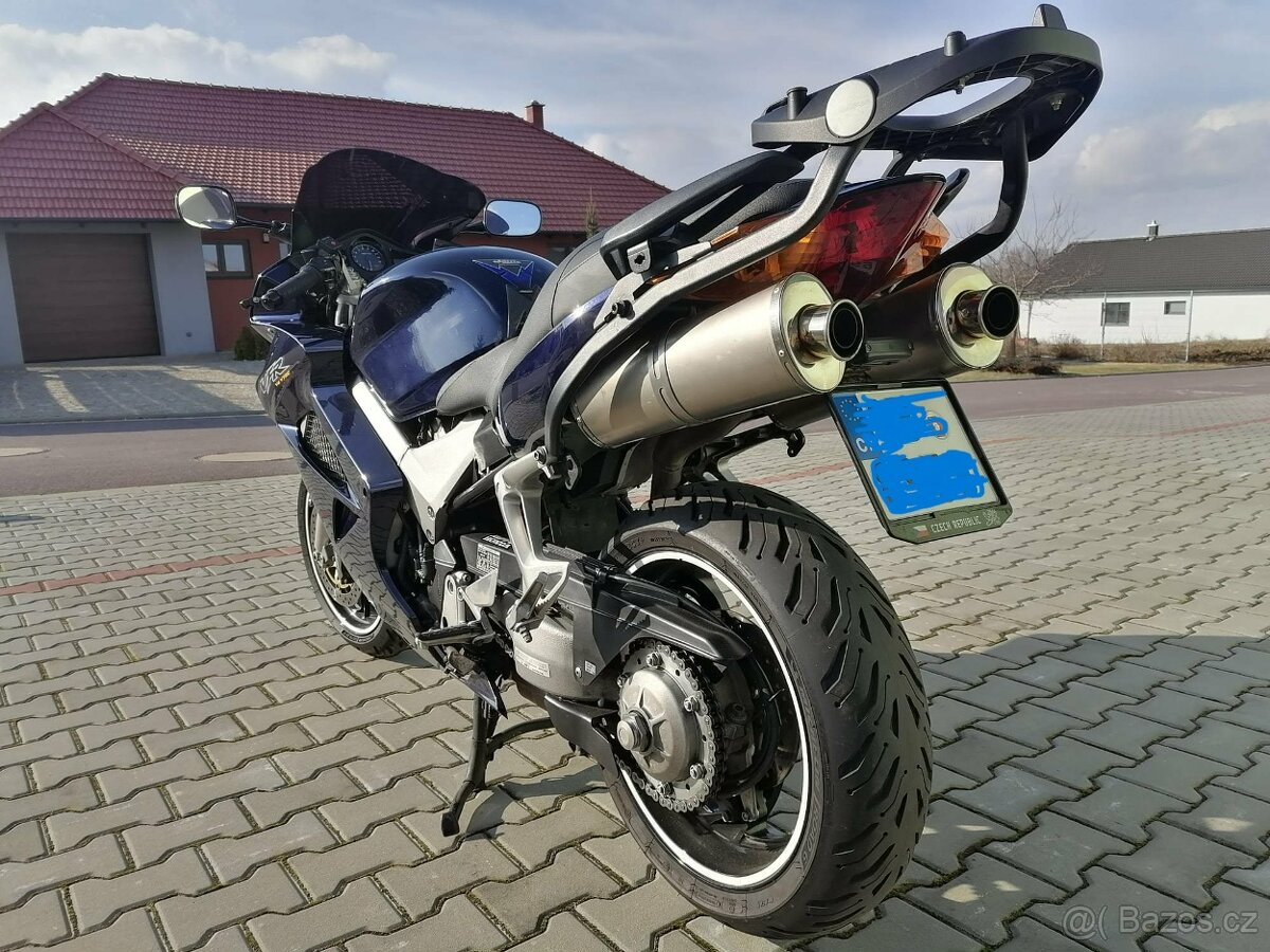 Honda VFR 800 VTEC - 2