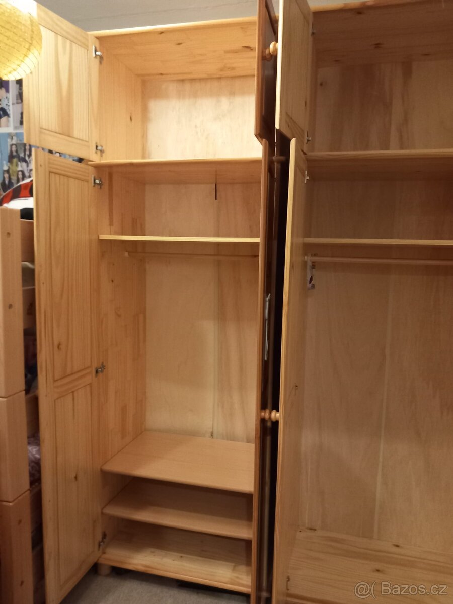 Skříně z masivu - 2