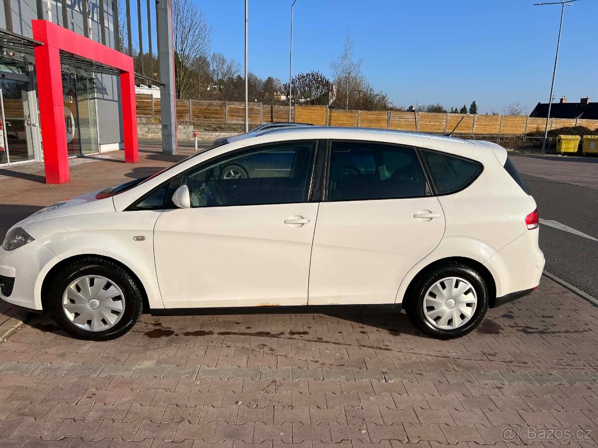 Seal Altea XL 1,6 TDI DSG - 2011 - 2