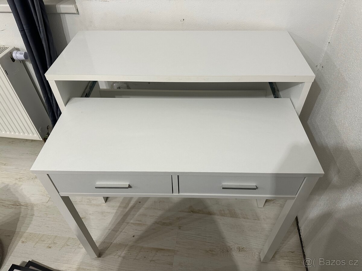 Pracovní stůl IKEA - 2