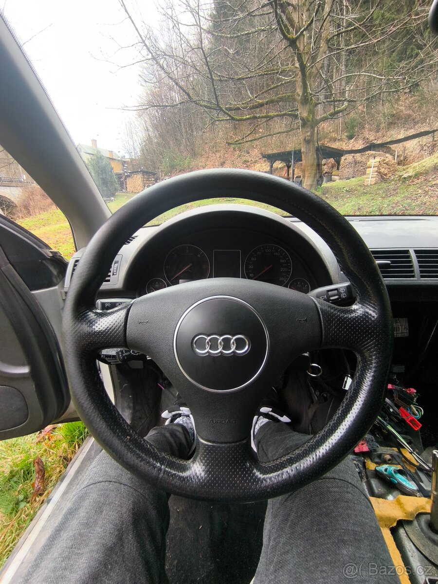 Tříramenný volant Audi A4 B6 + Airbag - 2