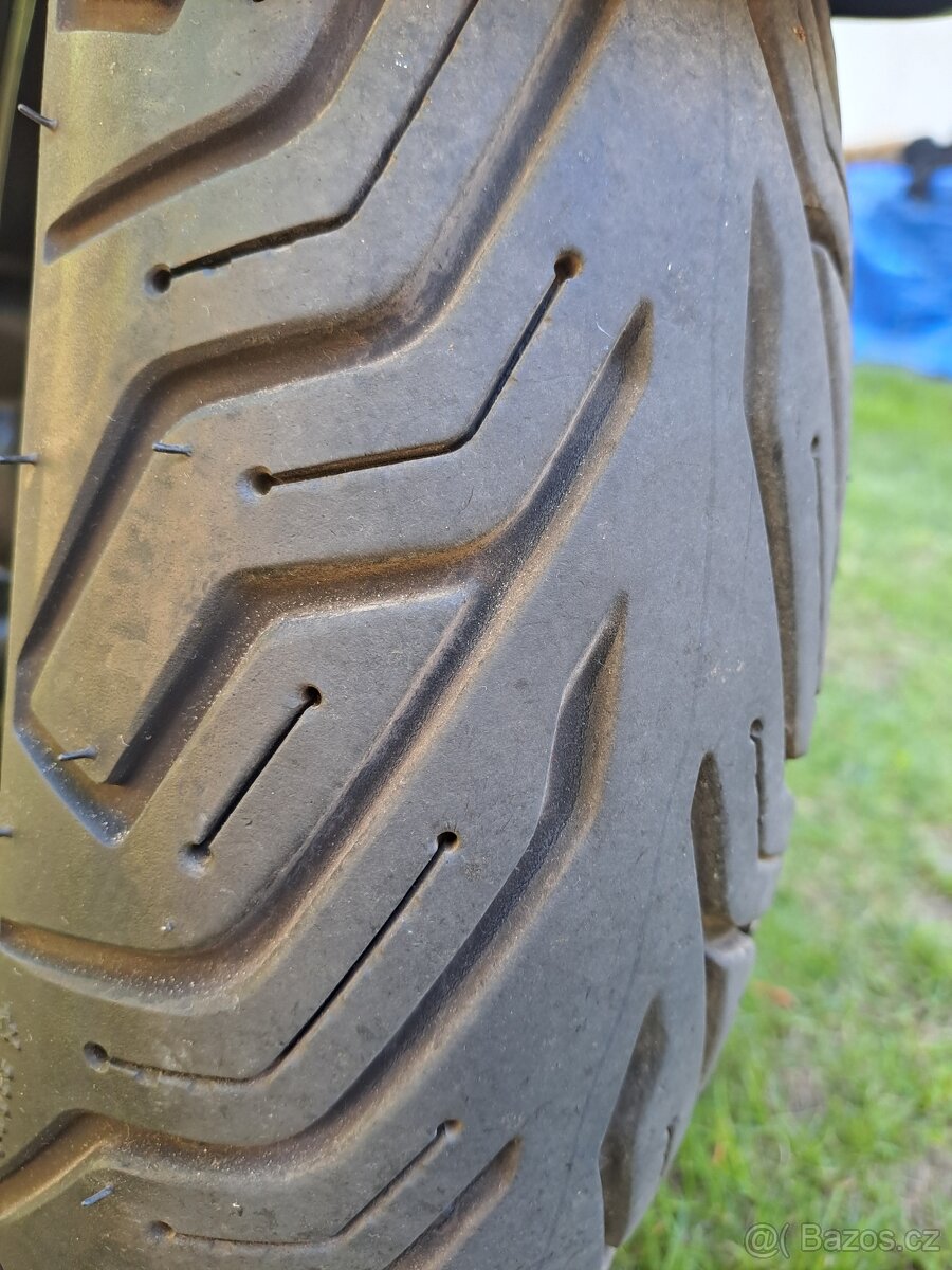 Suzuki Burgman 400 - 2