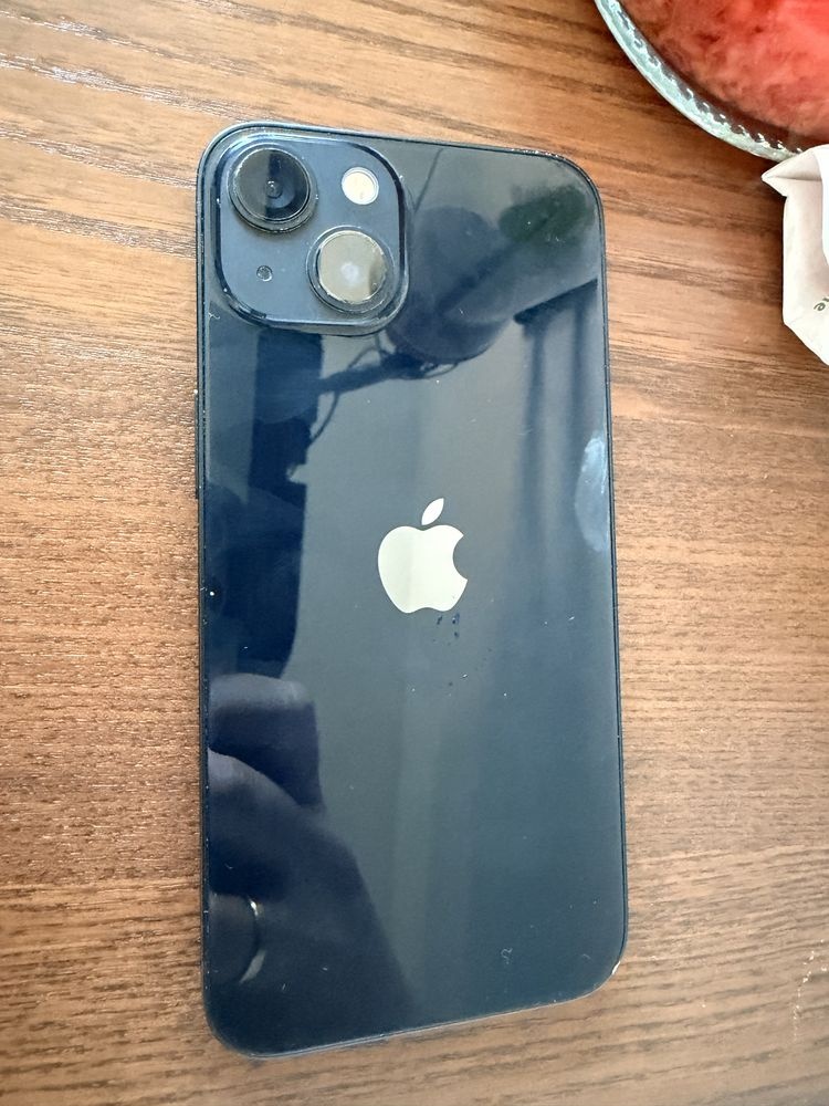 Apple iPhone 13 128GB - 2
