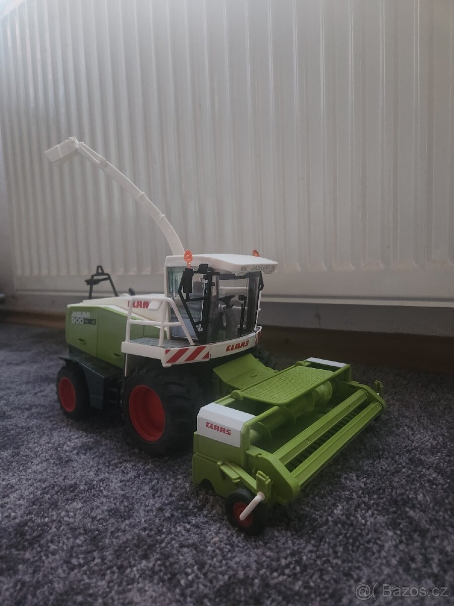Bruder řezačka Claas Jaguar - 2