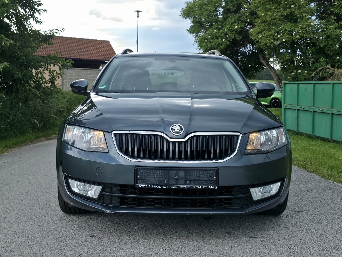 Škoda Octavia - 2