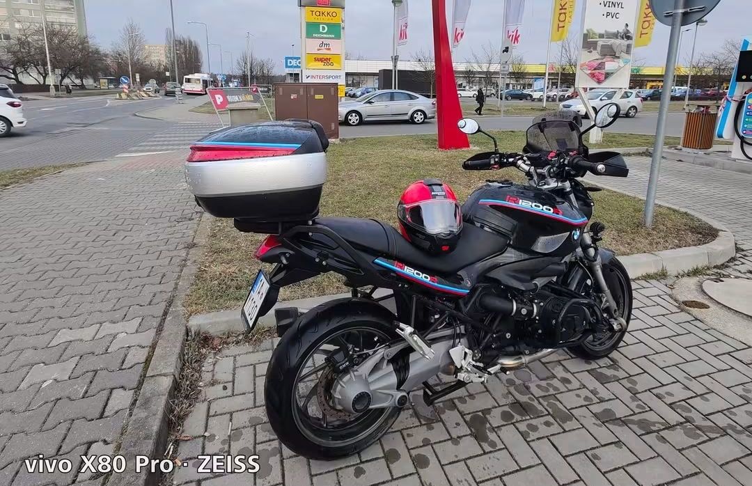 BMW R1200R - 2