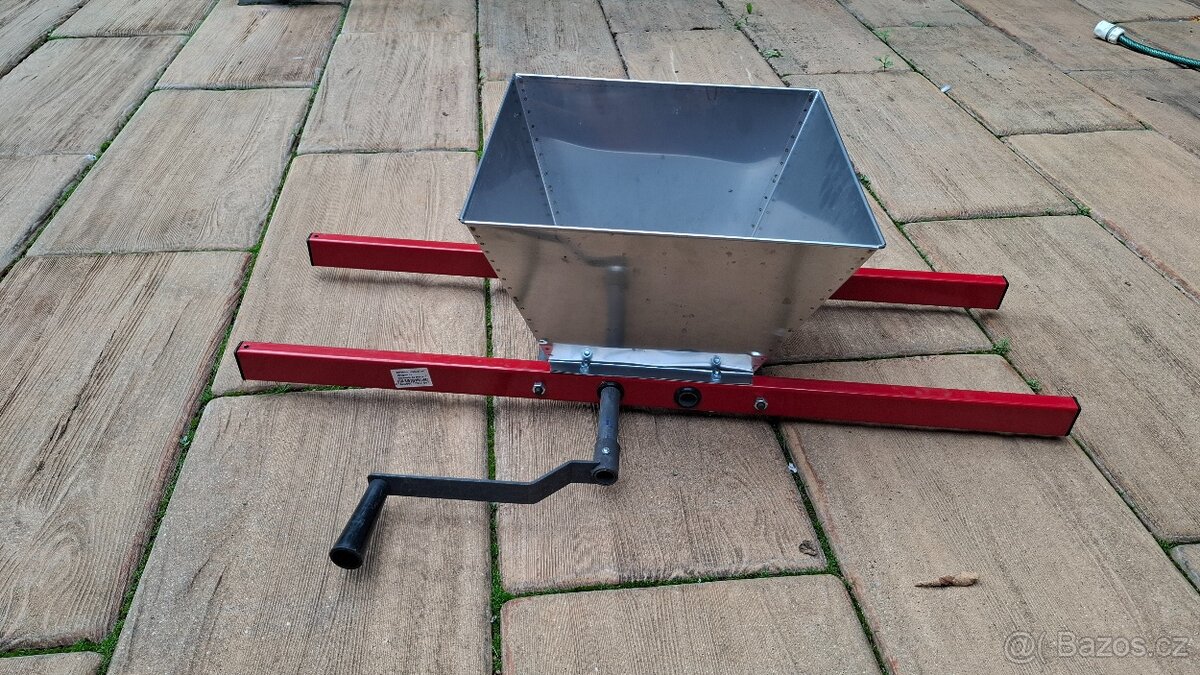 Drtič na ovoce CLEO MF-15L - 2