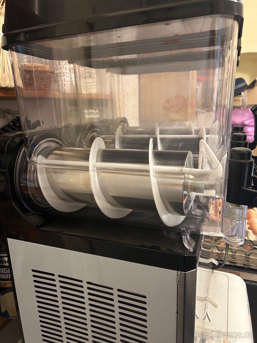 Výrobník ledové tříště Granity 3x 12L - 2