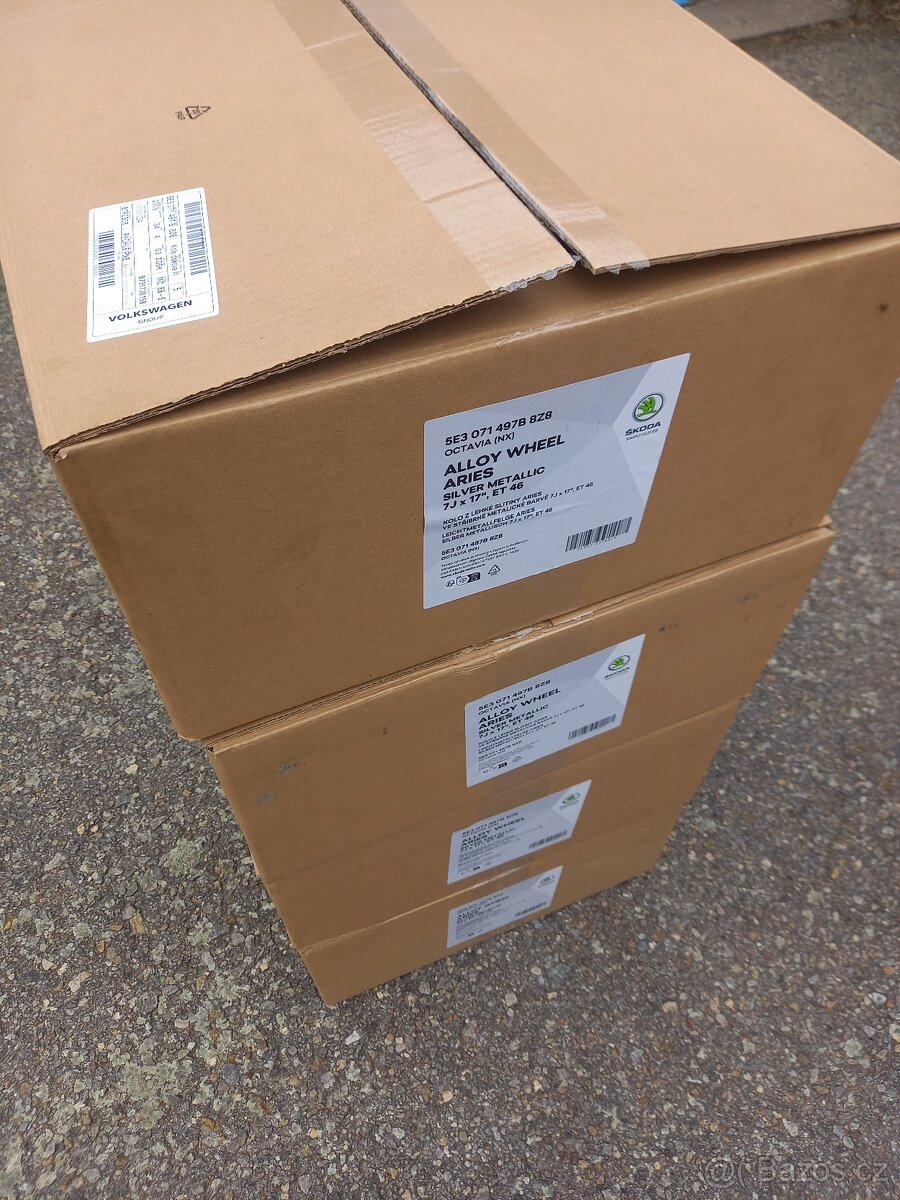 Škoda Octavia IV(RS)- 17 NOVÉ orig.ALU disky 7x17,5x112 - 2