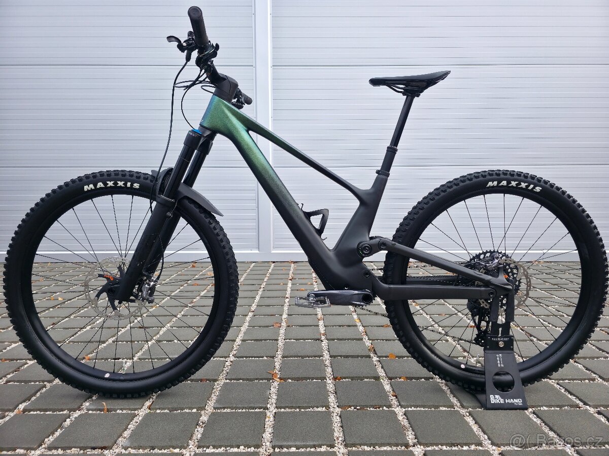 Scott Genius 910 2023 velikost M téměř nejeté - 2