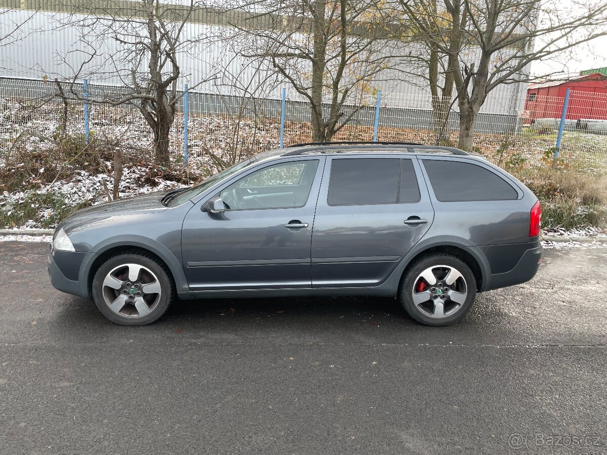 skoda octavia Scout combi 2.0 tdi r.v 2008 webasto - 2