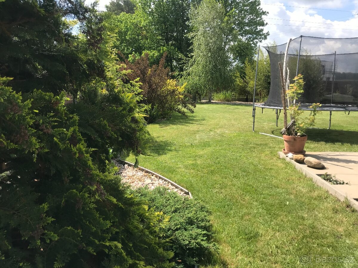 Rodinný dům - dřevostavba - - 2