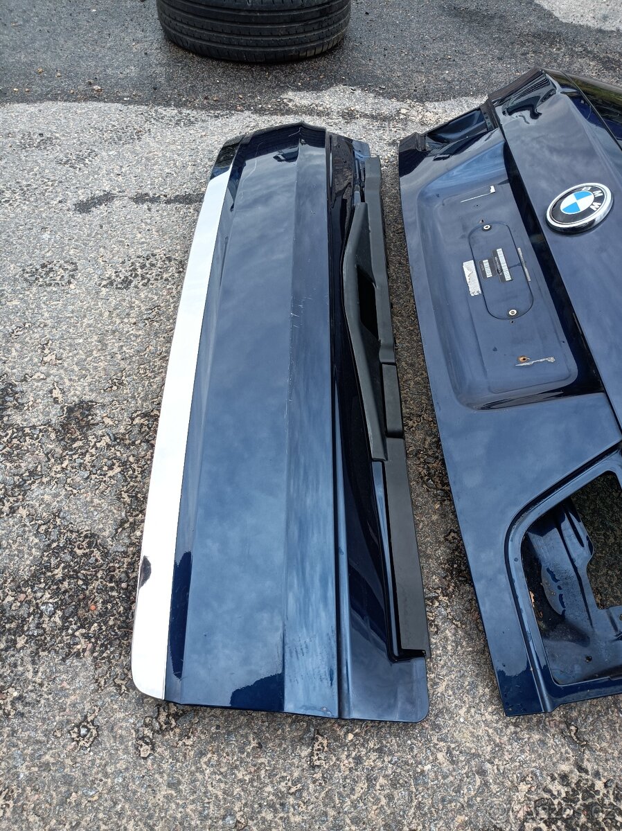 BMW e70 X5 zadní víko kufru - 2