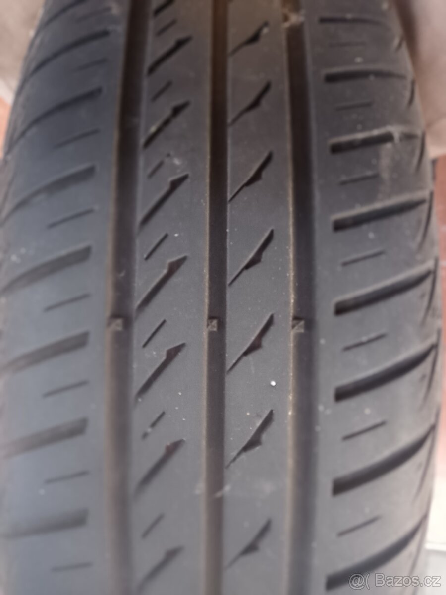 letní pneu 165/70 R14 - 2