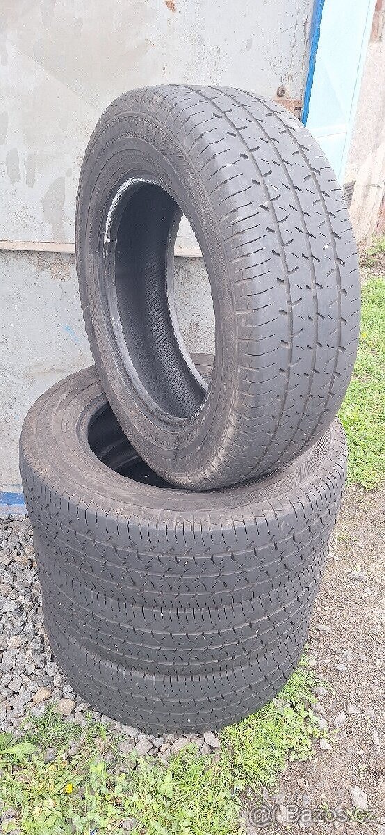 Letní pneu 215/65 R16C Barum - 2